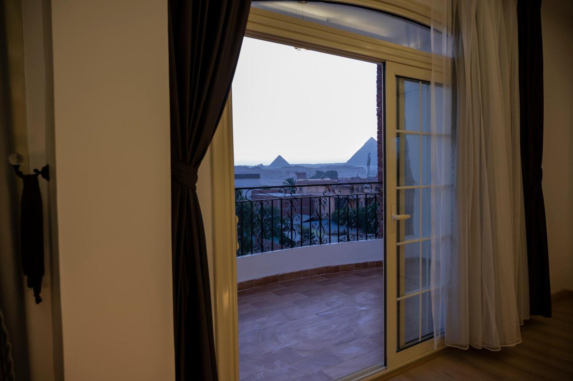 Palm Pyramids View Hotel Kafret el-Gabal Exteriér fotografie