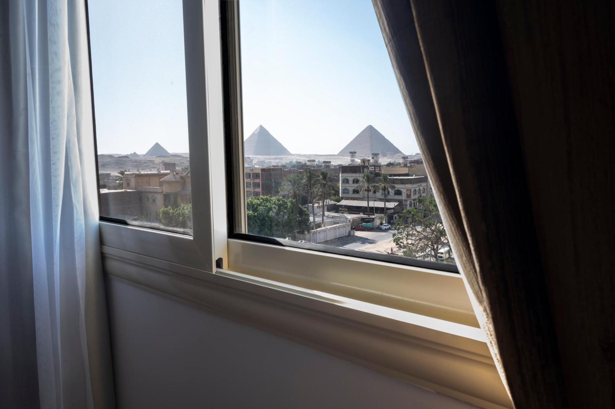 Palm Pyramids View Hotel Kafret el-Gabal Pokoj fotografie